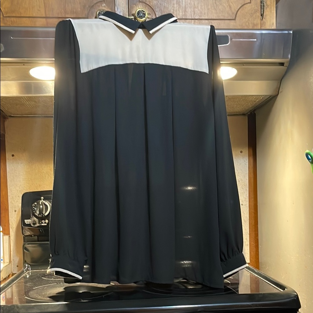 Elegant Black and White Women's Top